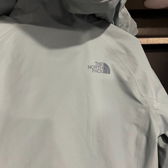 The North Face FutureLight Rain Jacket - Picture 5 of 6